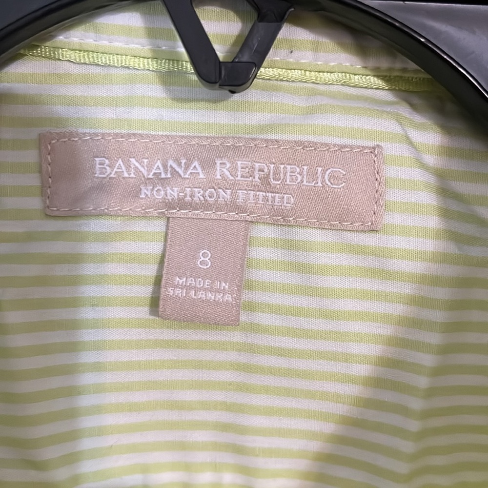 Banana Republic green striped button down shirt size 8 - Picture 2 of 6